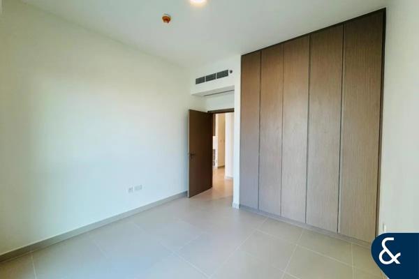 Parkside Hills View I Handed over I Mid Floor