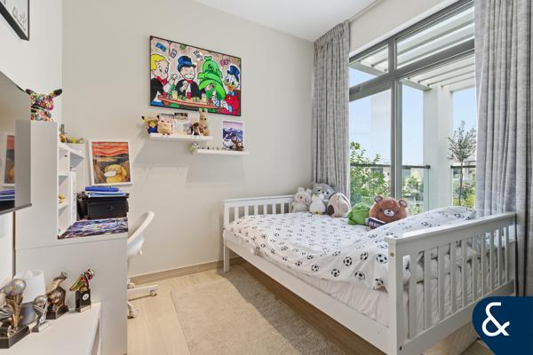 True Corner | Park Facing | Large Plot