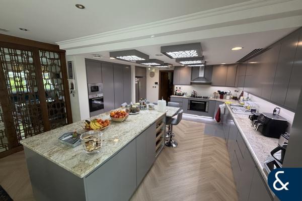 4BR Large | Exclusive | Upgraded | Legacy