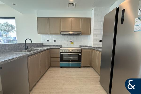 4 Bedroom | Prime Location | View Now!