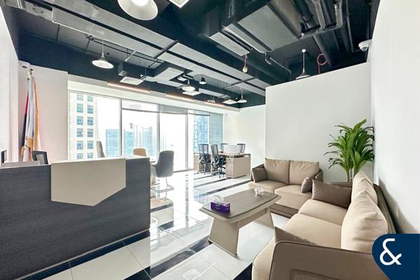 Prime Location | High-quality Office | Fitted
