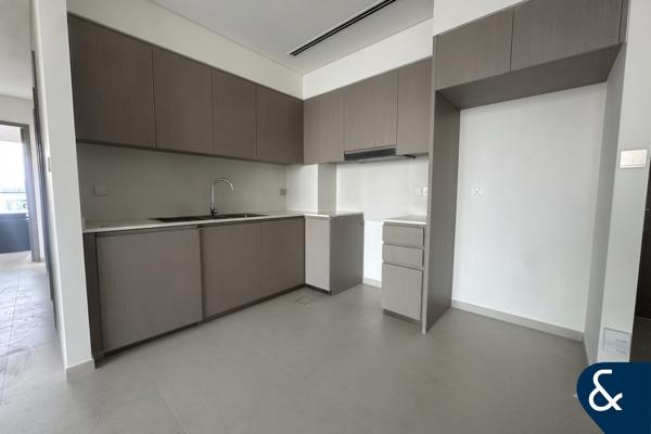 Unfurnished | Vacant| Fountain View