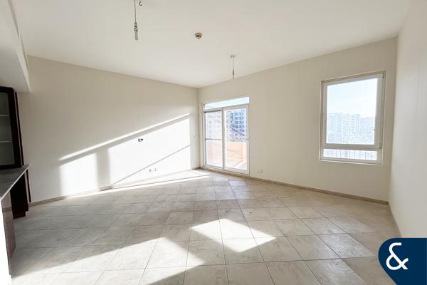 Large 3 Bed + Maids | High Floor | Ready Now