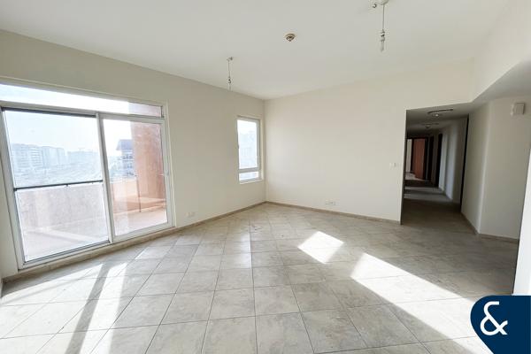Large 3 Bed + Maids | High Floor | Ready Now