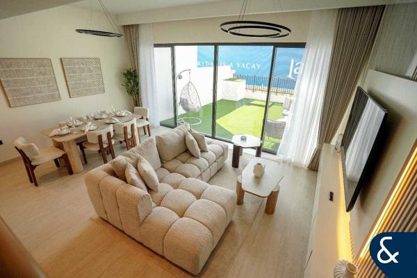 Single Row I Furnished I Upgraded