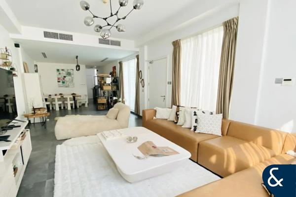 Upgraded TH | Swimming pool | Call to view