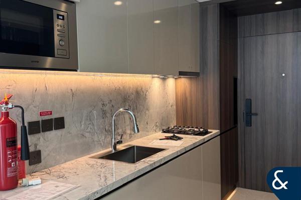 Brand New Stonehenge | Spacious | Vacant