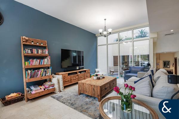 Exclusive | Stunning finish throughout | Vot