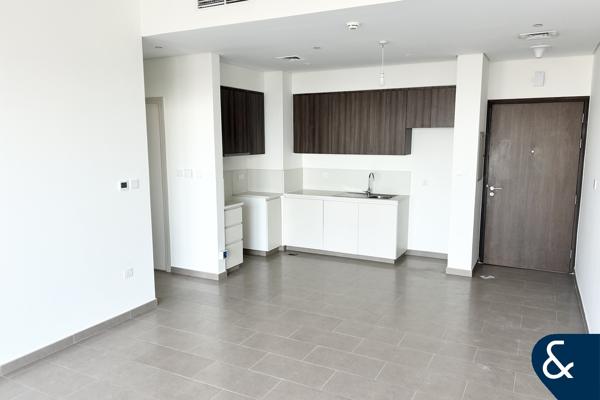 Vacant | Best View | One Bedroom | Modern