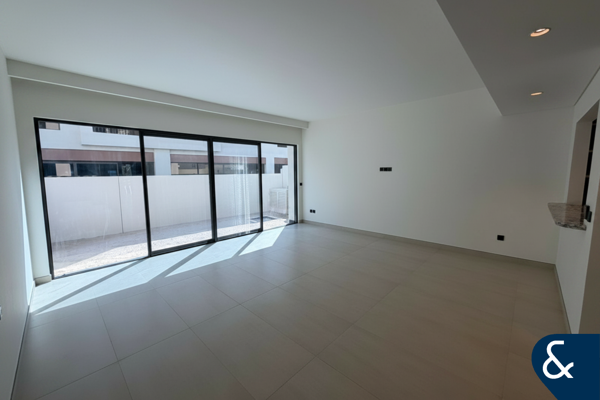 Prime Location | Handed over | Keys In Hand