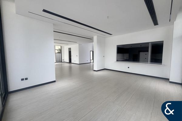 Custom Villa | Spacious Layout | Vacant