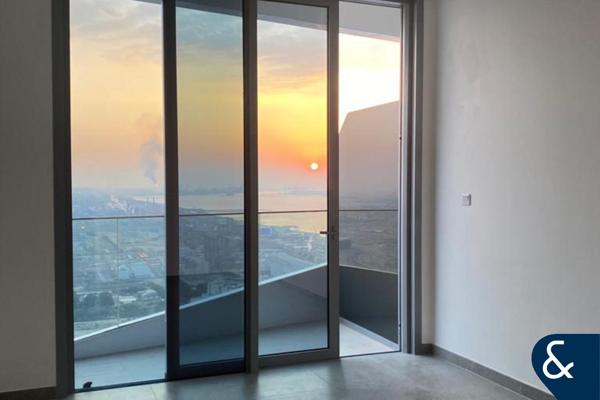 Upgraded | Marina | Sea View | 2 Bed | maids