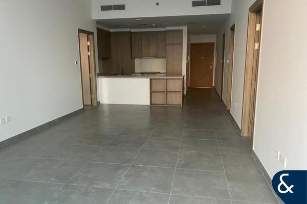 Upgraded | Marina | Sea View | 2 Bed | maids