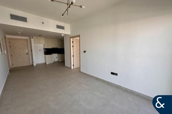 Vacant Now | Spacious | Next To Park | JVC