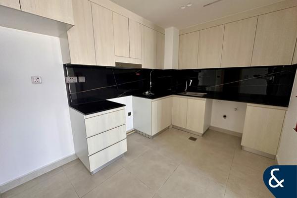 Vacant Now | Spacious | Next To Park | JVC