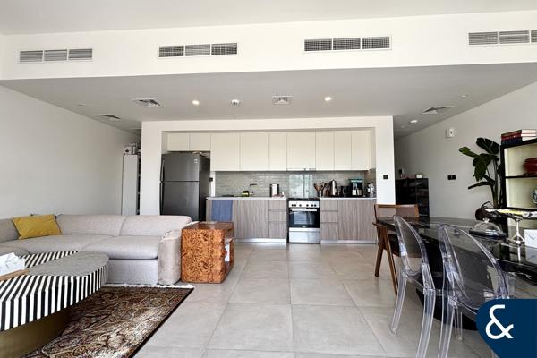 Iris Style | Golden Beach Access | Single Row