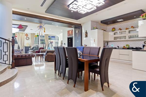 7 Bedrooms | Opposite Park | BUA 7,000 Sq. Ft