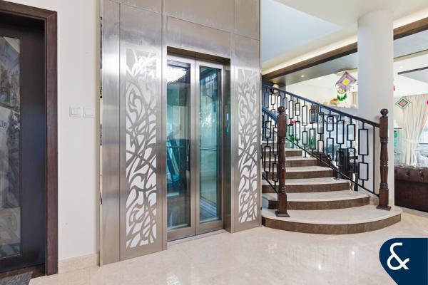 7 Bedrooms | Opposite Park | BUA 7,000 Sq. Ft