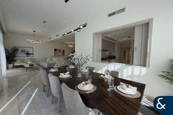 Lagoon Living | 5 bed | Luxury