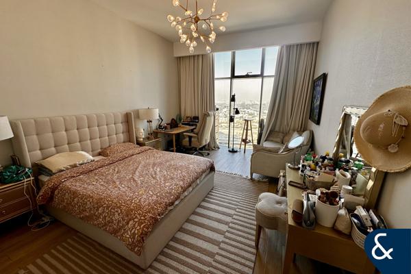 2 plus maids | VOT | Close to Mall | Rare