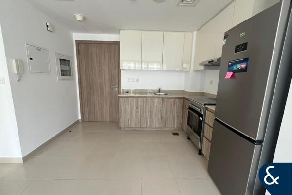 Fitted Kitchen | Pool View | Vacant