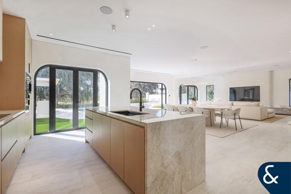 Exclusive | Golf Course View | Turnkey