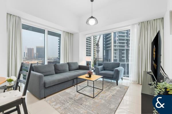 BRIGHT | SPACIOUS | CANAL LOCATION