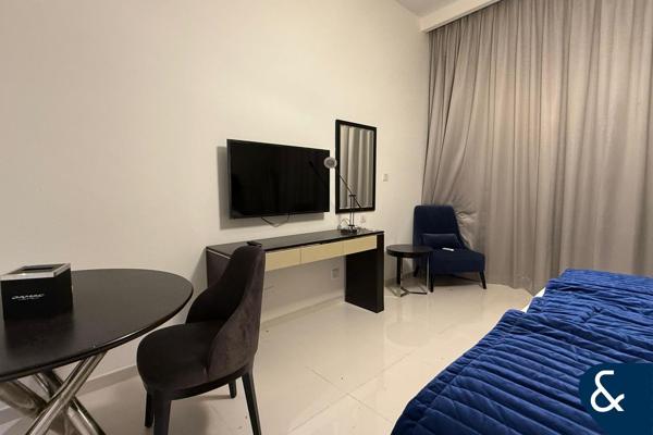 Large Studio | Vacant | Fully Furnished