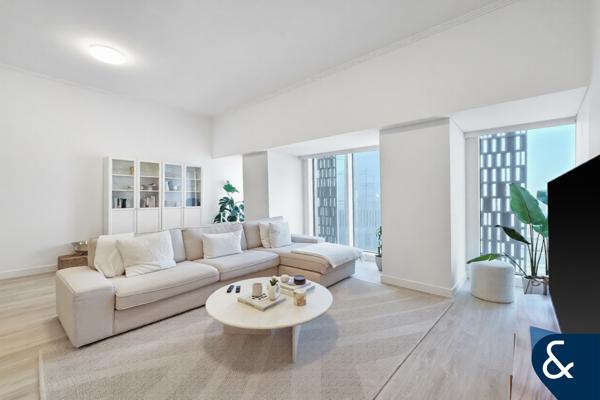 Two Bed | Fully Upgraded | Marina Views | VOT