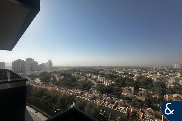 Large 2 bedroom | Vacant | Golf course view