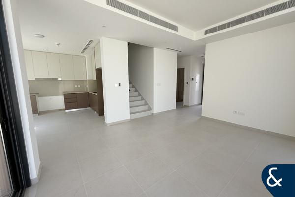 Vacant | Huge Corner Plot | Four Bedrooms