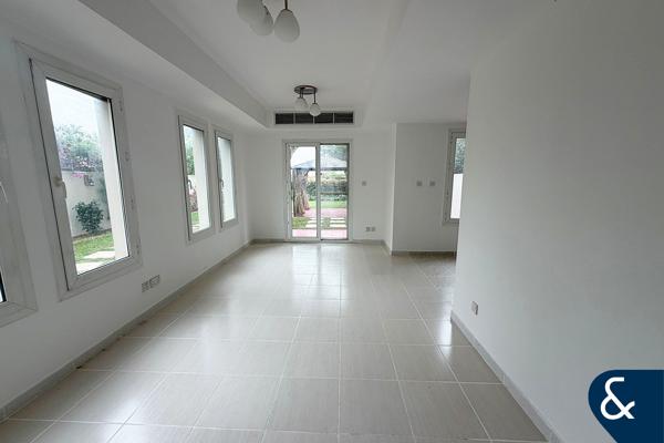 Full Lake View | 4E | Unfurnished