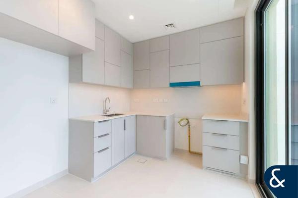 Single Row | Motivated | Mortgageable