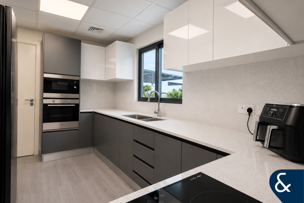 6 Bed Independent | Single Row | Park Backing