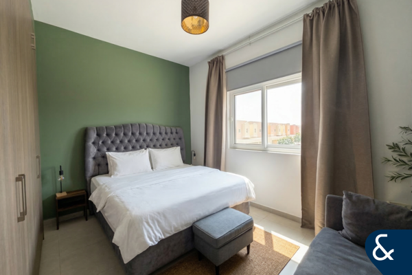 Upgraded + Extended | Single Row | 4 Bed