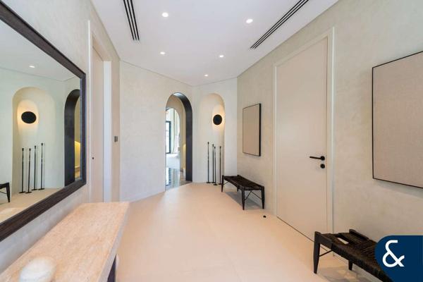 Brand New | Fully Upgraded | Skyline View