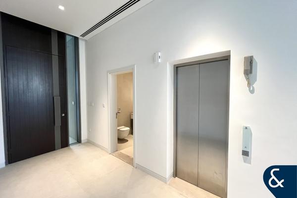 3 Bed + Maids | G+2 | Internal Lift | Vacant