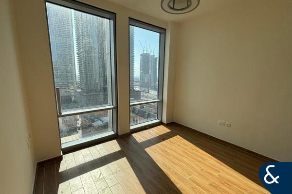 2 Bedrooms Apartment | Vacant | Unfurnished