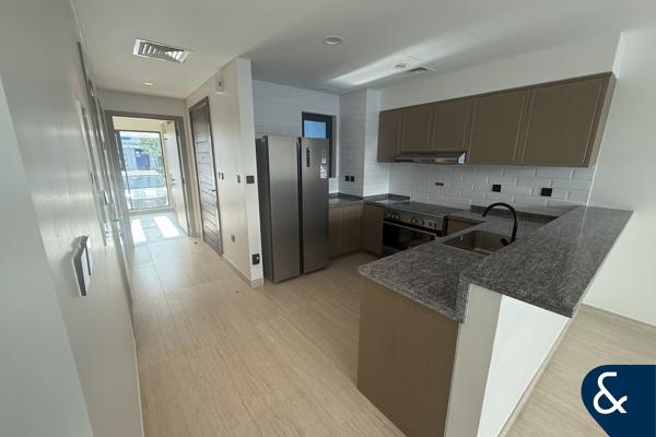 4 Bedroom | Brand New | Vacant | White Goods