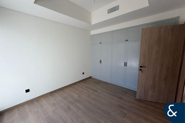 5 Bed | Handed Over | Corner Unit | Front Row