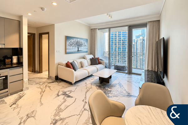 1 Bed | Fully Upgraded | Burj View | Vacant