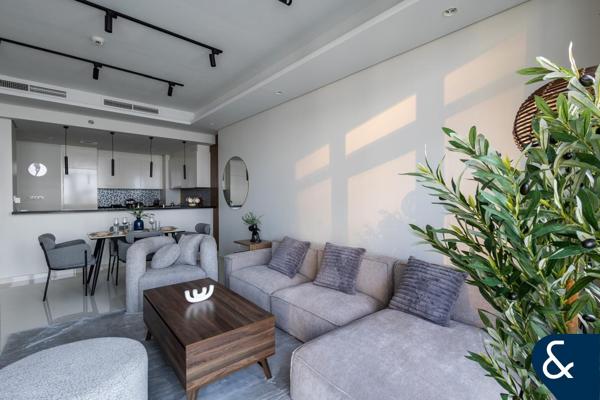 High Floor | Lux-2BR | All Bills Included