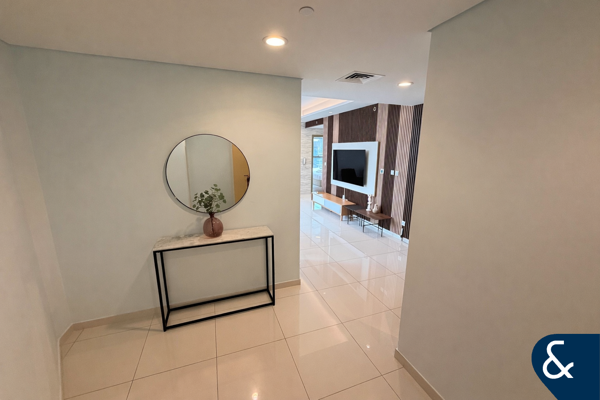 Exclusive | High Floor | Upgraded | Sea Views