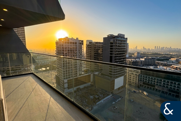 Exclusive |Private Pool |Marina Skyline View