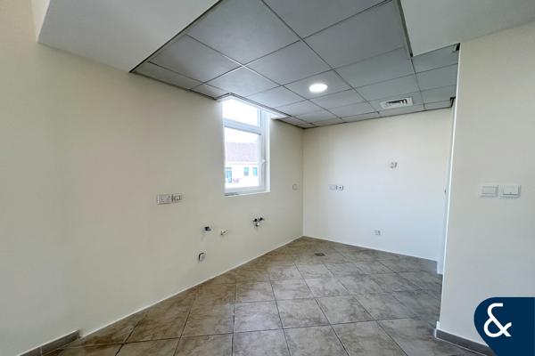 One Bedroom I Corner Unit I VOT I 982 SQFT