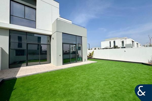 Type B | Corner Unit | Vastu | Negotiable