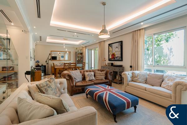 4BR | Single Row | Upgraded | Opposite Park