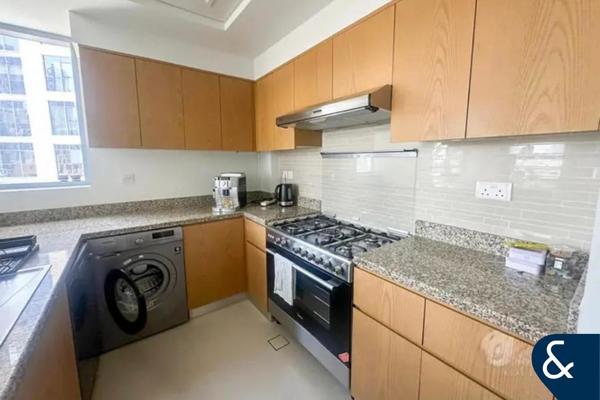 Unfurnished | Burj View | Vacant April