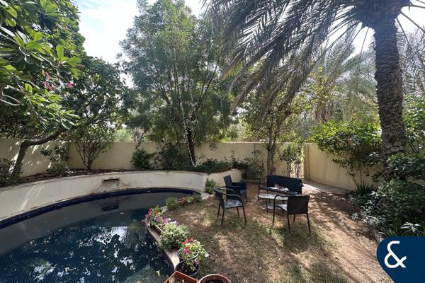 Type 2E | Lake Backing | Close to Shops