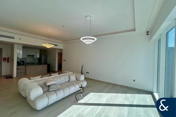 1 Bed + Study | High Floor | Lake Facing